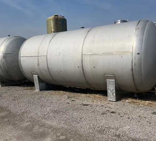 Horizontal fermentation tank